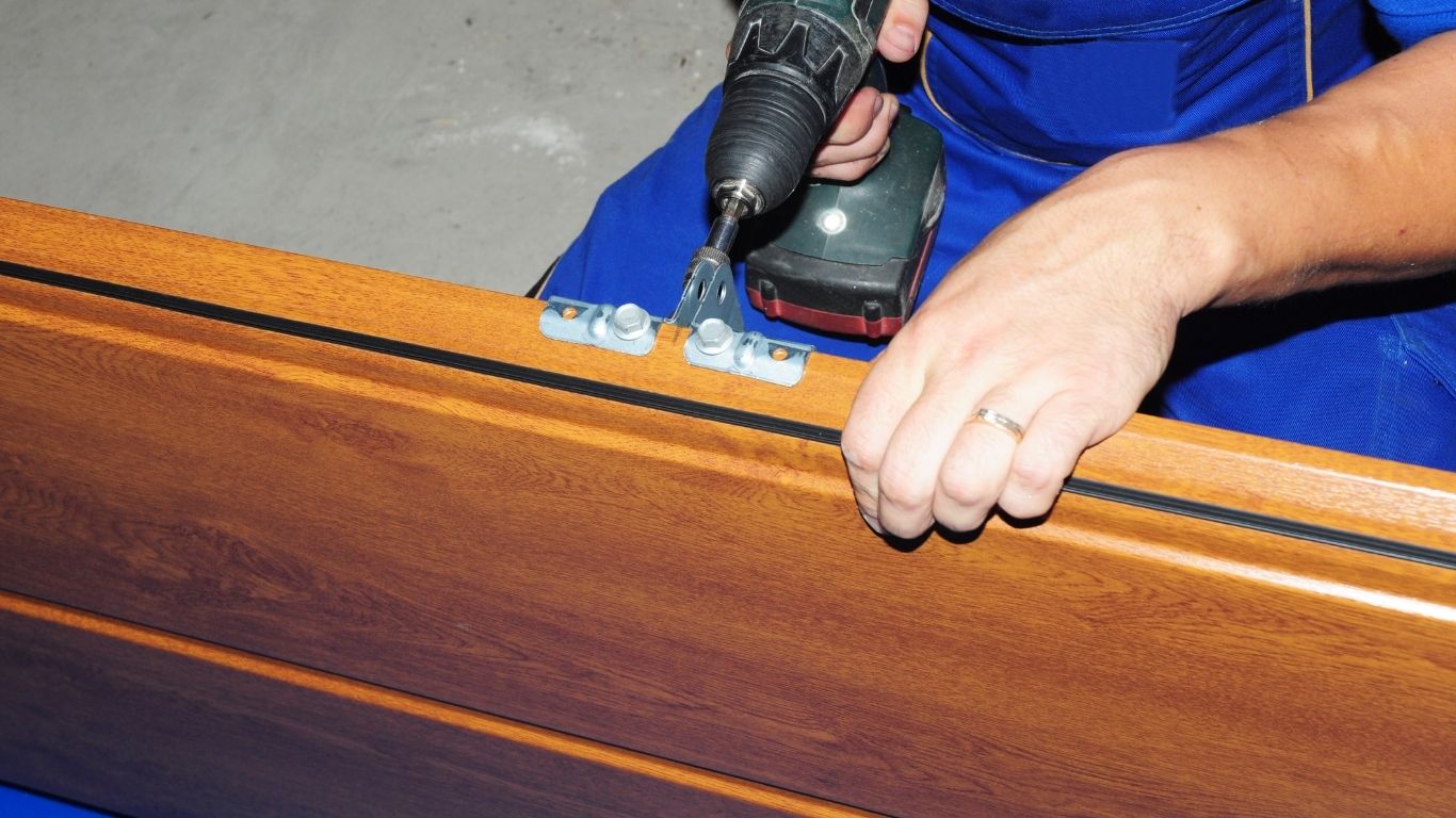 Sacramento Garage Door Installers Ensure Long-Lasting Door Setups